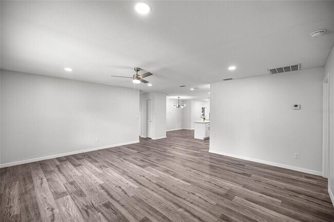 Building Photo - 5 Bahia Court Trce