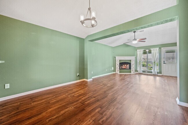 Building Photo - 3330 Red Cedar Dr