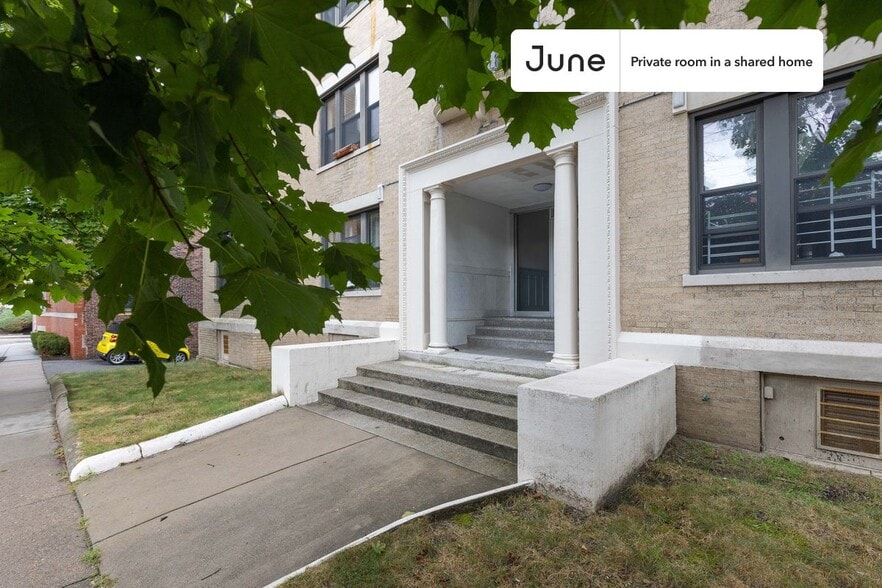 Building Photo - Room in Shared 4 bed/2 bath home in Brighton