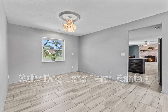 Building Photo - 800 Black Duck Dr