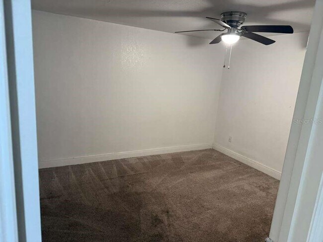 Building Photo - 8518 Woodlake Dr