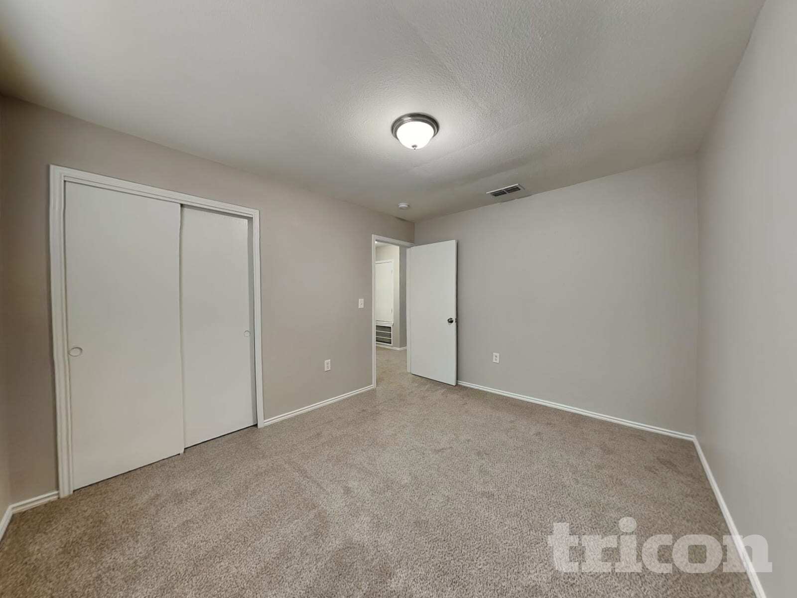 Building Photo - 6323 Cougar Village