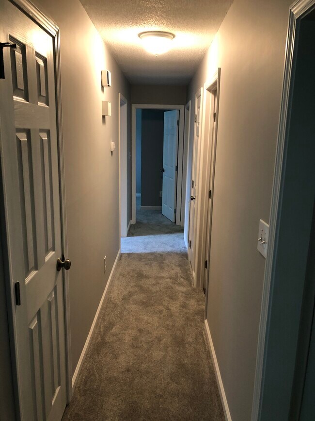 Building Photo - 11130 Concord Woods Dr