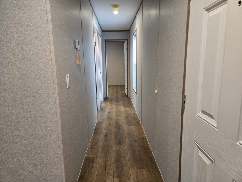 Building Photo - 3510 N 9th St