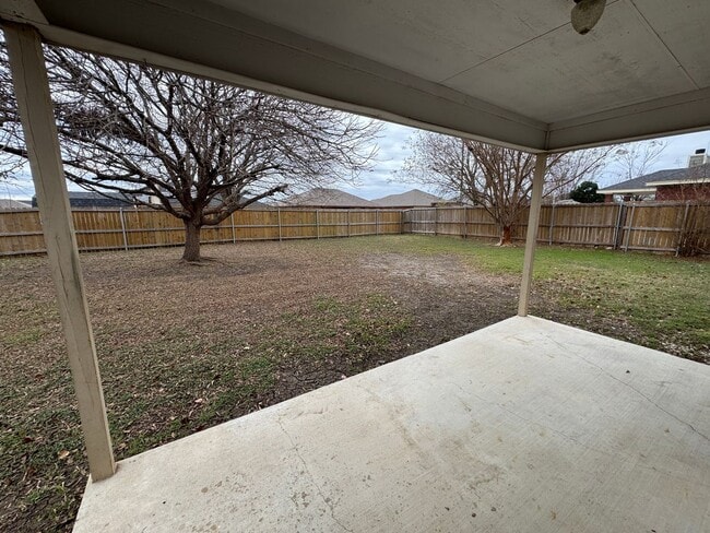 Building Photo - 110 James Loop