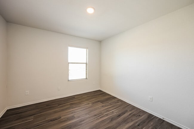 Building Photo - 8918 Ashley Wilkes
