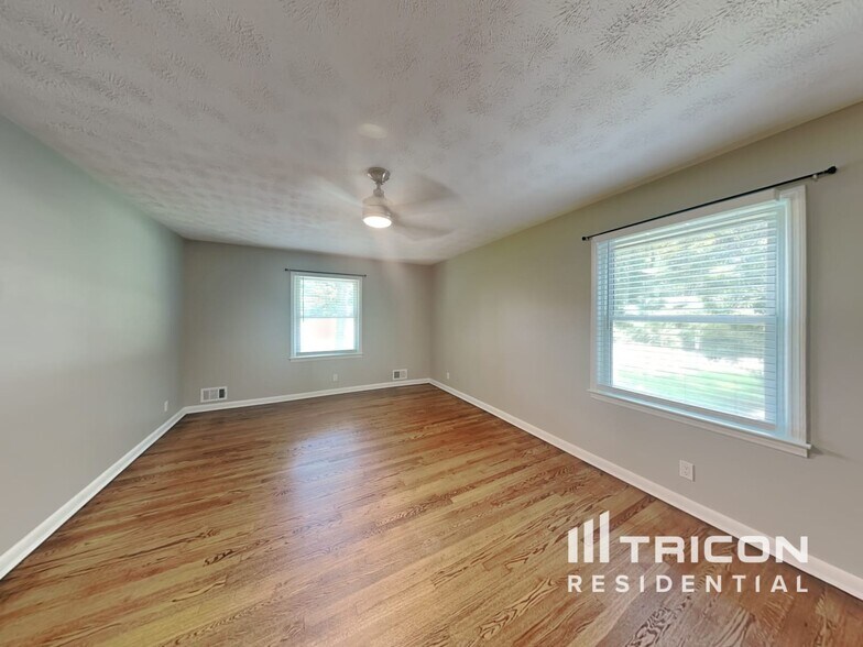 Building Photo - 81 Cecil Dr