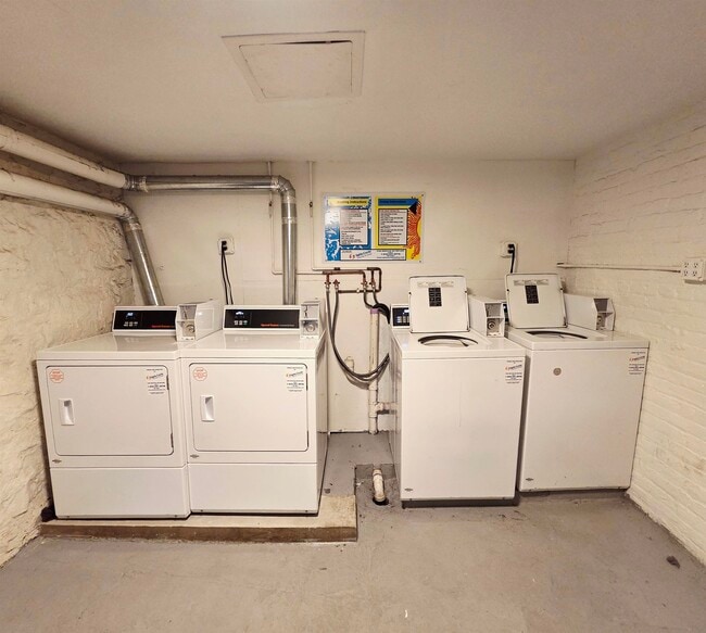 Building Photo - 106 Glenwood Ave