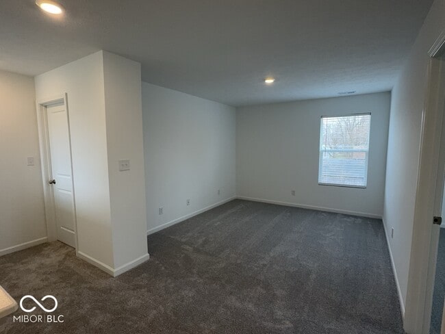 Building Photo - 3469 Seminole Dr