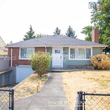 Building Photo - 3122 S 11th St