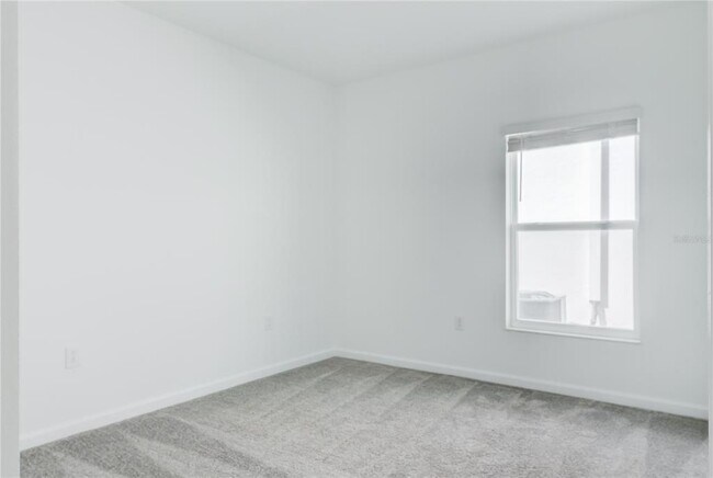 Building Photo - 1492 Cumberland Ave