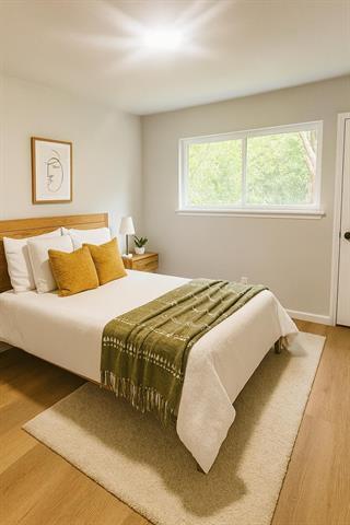 Building Photo - 219 Lynn St