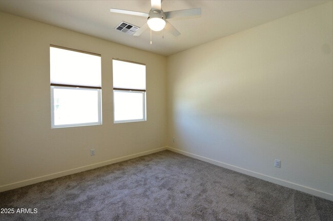 Building Photo - 2313 W Pollack St