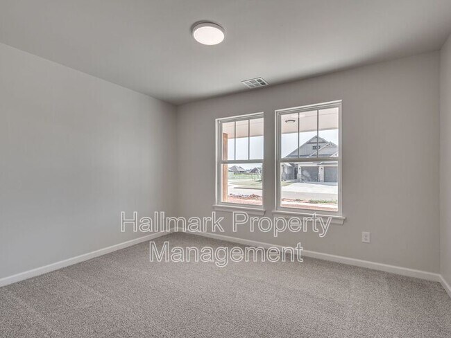 Building Photo - 4905 Misty Wood Ln