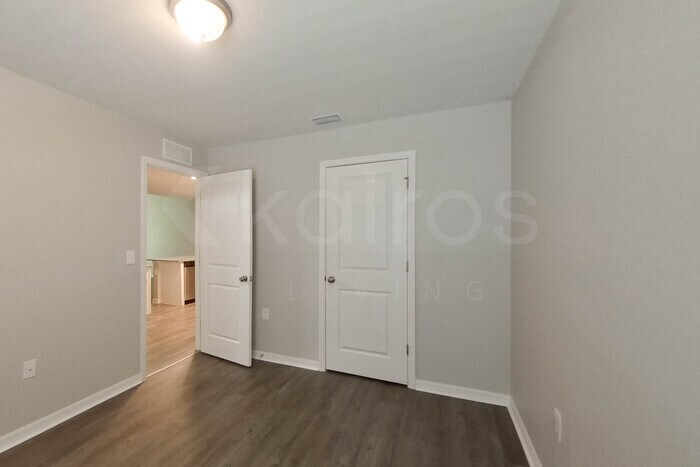 Building Photo - 9123 Aegean Cir