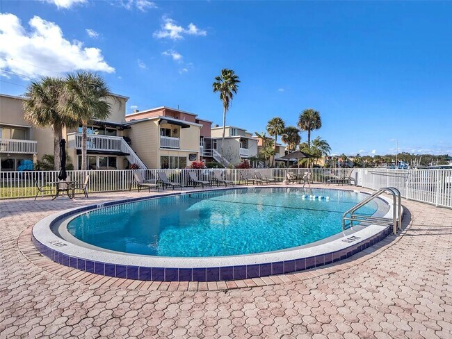 Pool 1 - 2424 W Tampa Bay Blvd