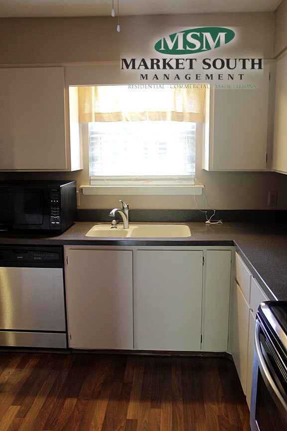 Building Photo - **APPLICATION PENDING!** WILMINGTON ISLAND...