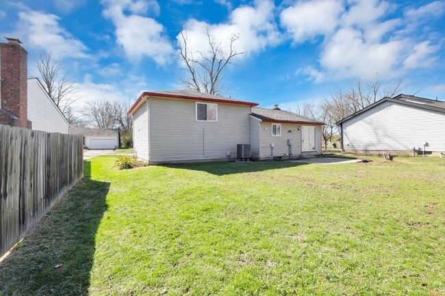 Building Photo - 6486 Ethan Dr