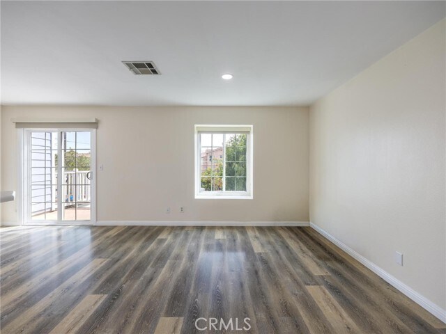 Building Photo - 1229 W 223rd St