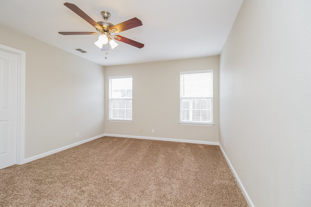 Building Photo - 850 Maricopa Dr