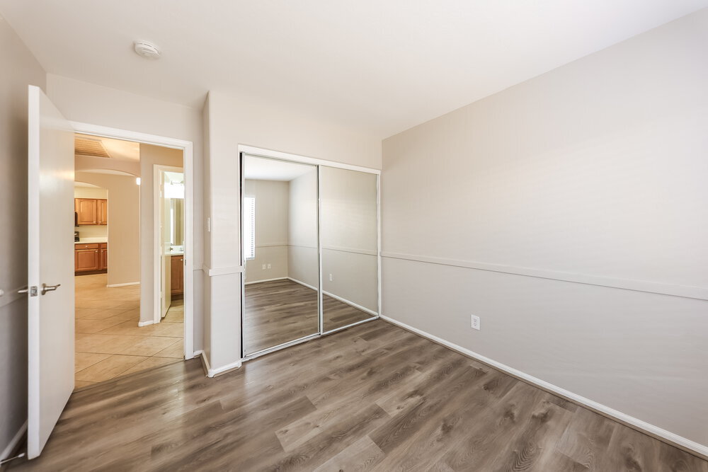 Building Photo - 13273 W Mauna Loa Ln