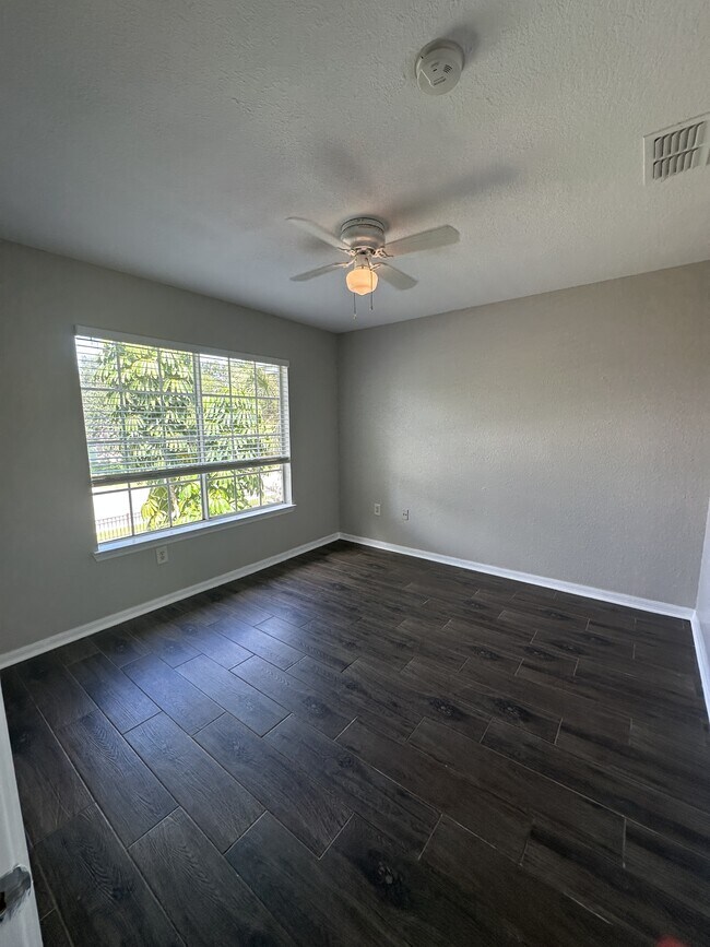 Building Photo - 3511 D'Avinci Way