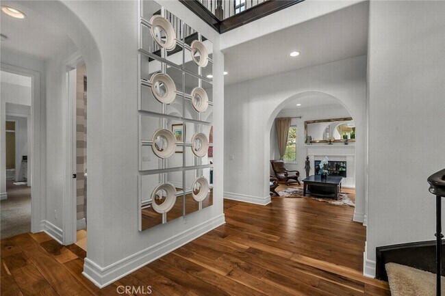 Building Photo - 8001 S Ocean Bluff Dr