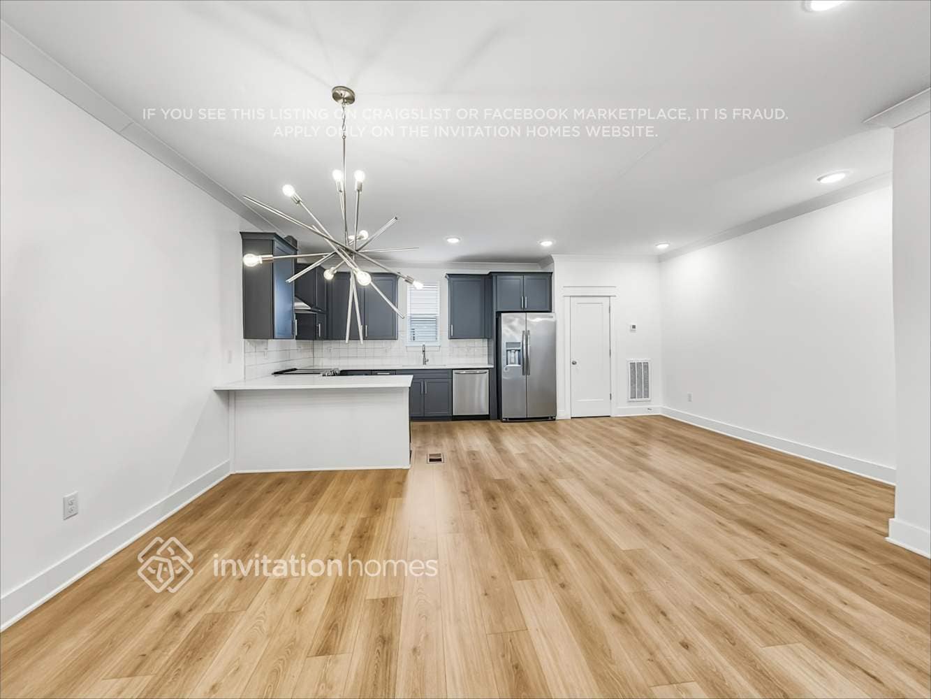 Building Photo - 428 38th Ave N