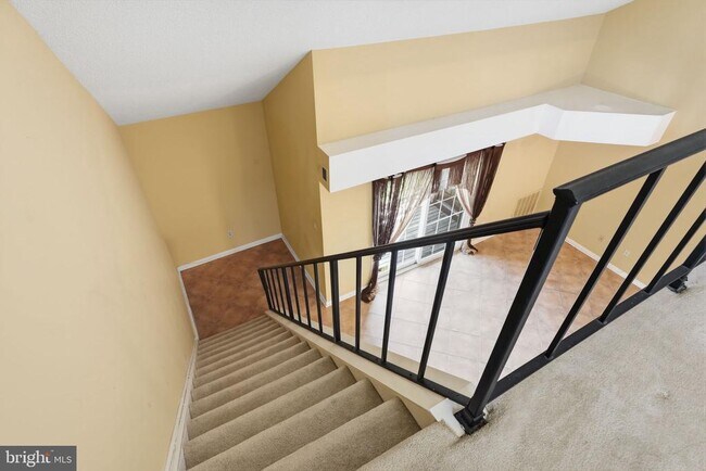 Building Photo - 4016 Barry Ct