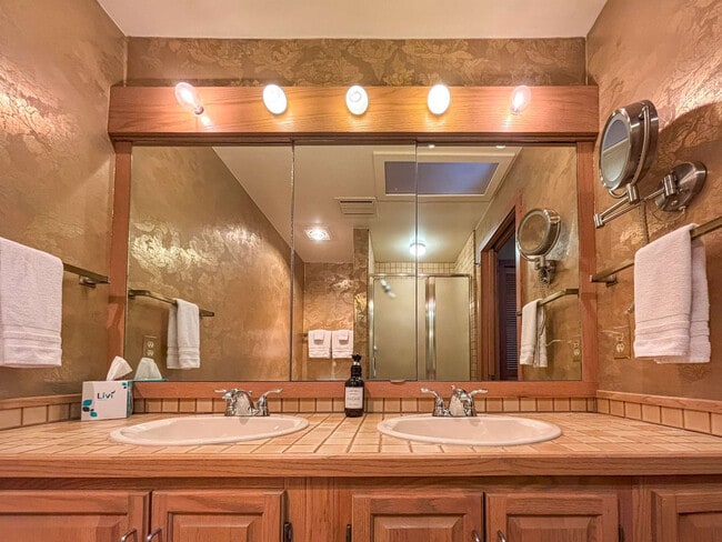 Building Photo - 951-953 3 Crabs Rd