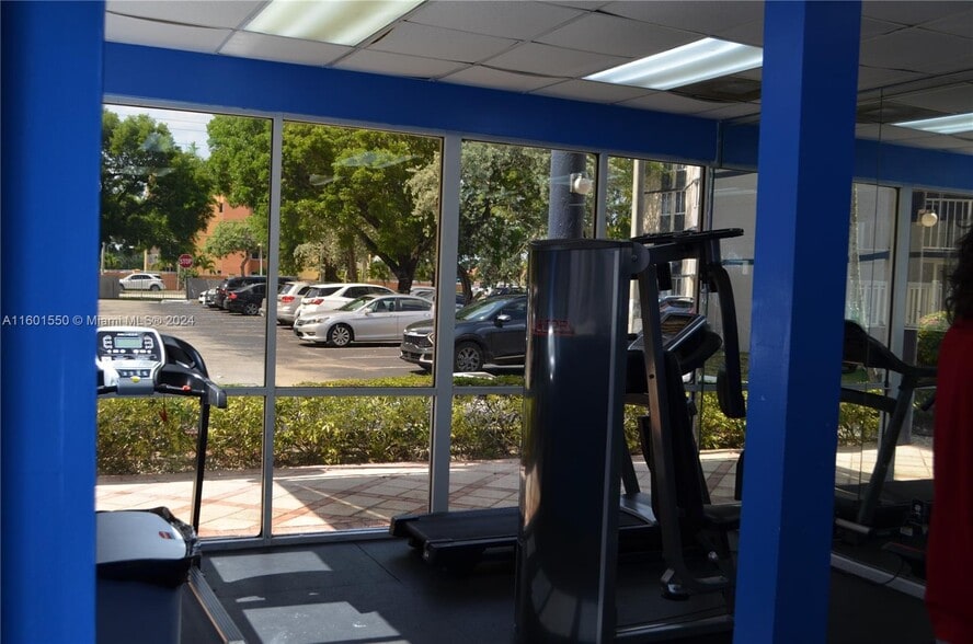 Building Photo - 7125 NW 186th St