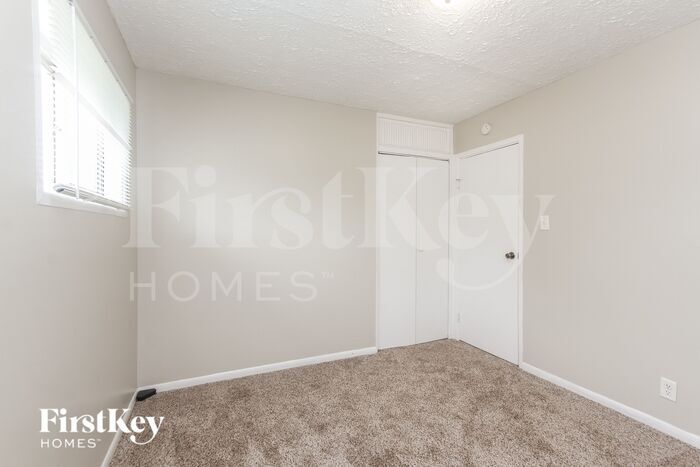 Building Photo - 6714 Brookhaven Dr
