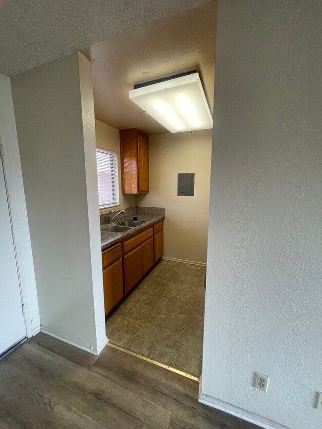 Building Photo - 14032 Doty, Hawthorne, CA 90250