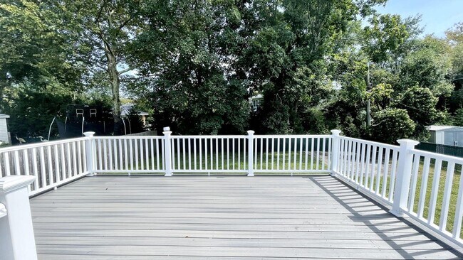 Building Photo - 53 Norwood Ave