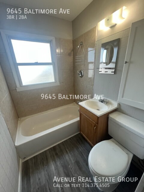 Building Photo - Charming 3-Bedroom Home on Baltimore Ave w...