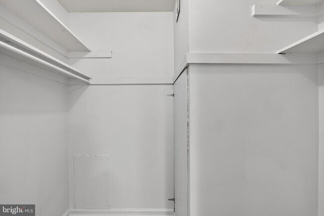 Building Photo - 8481 Greenbelt Rd