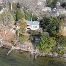 Building Photo - Severna Park - Private & Secluded Waterfront - Round Bay Community.