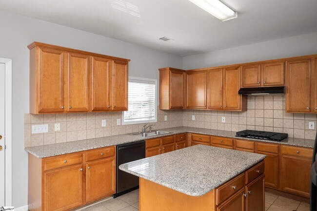 Building Photo - 113 Carissa Ct