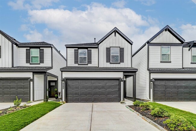 Primary Photo - 12318 Basilwood Dr