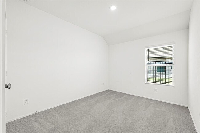 Building Photo - 2952 Cordova Hl Dr