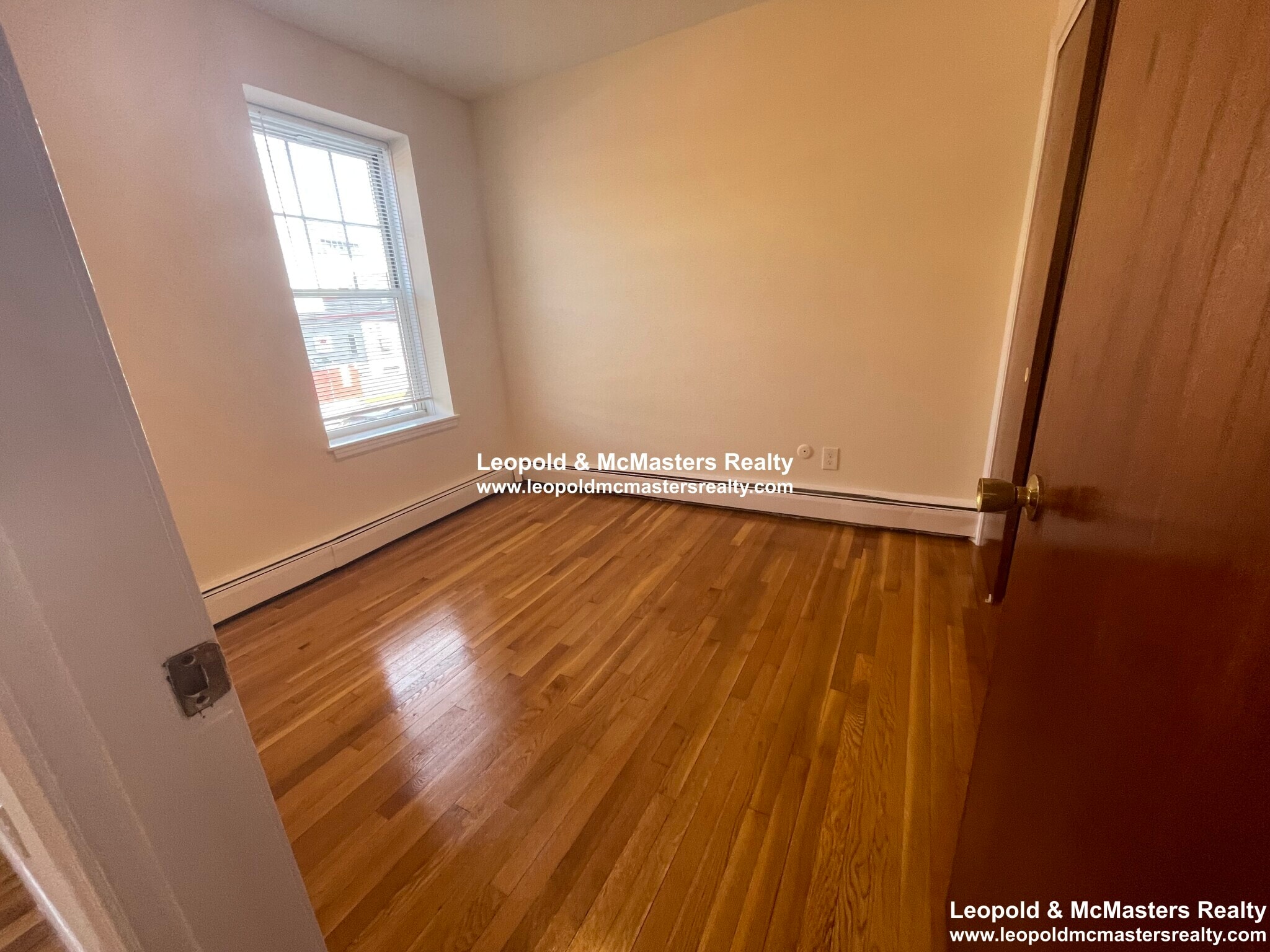 Building Photo - 164 North Beacon St