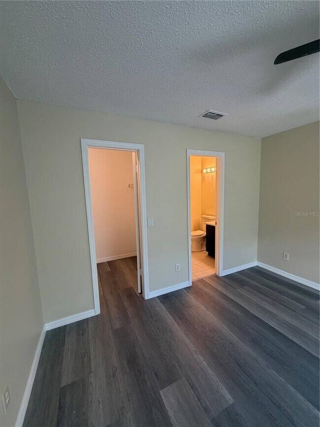 Building Photo - 13829 Timberland Dr