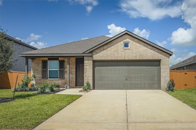 Building Photo - 3005 Highbank Dr
