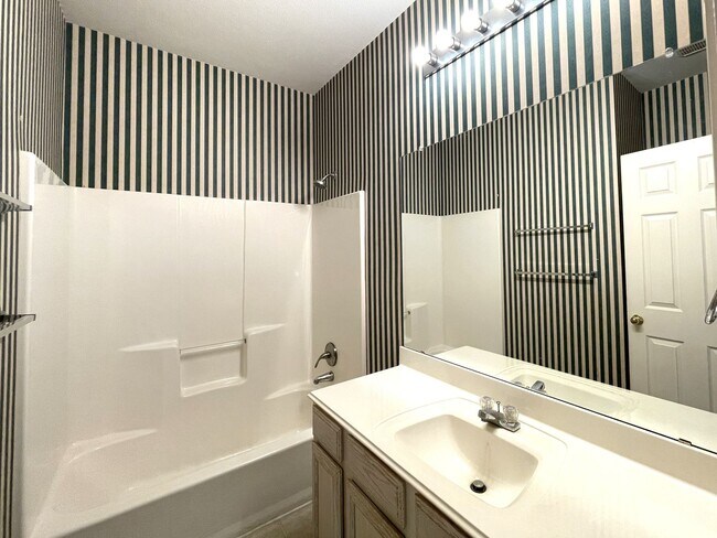 Building Photo - House for Lease in West Plano