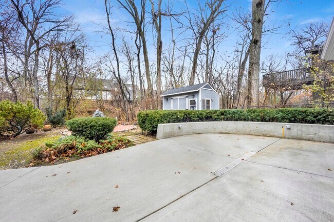 Building Photo - 3134 Scenicwood Ln