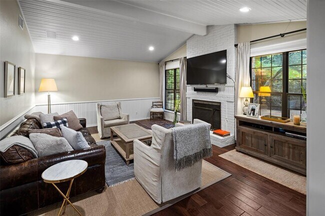 Building Photo - 5805 Harrington Cove