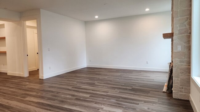Building Photo - Beautiful Home in Bonney Lake!