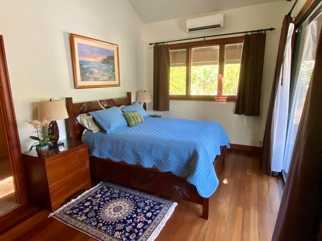 Building Photo - 630 E Kuiaha Rd