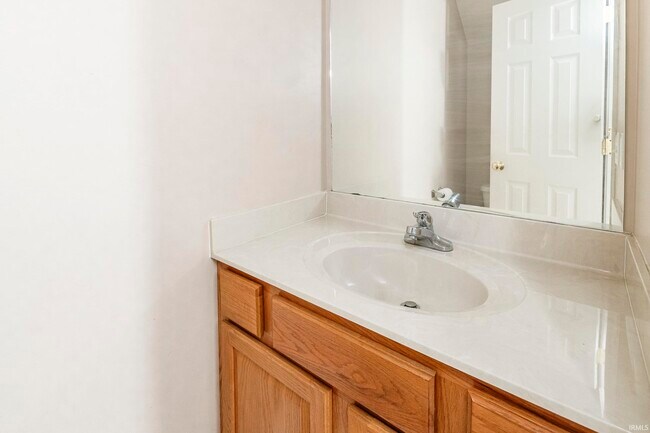 Building Photo - 5713 W Monarch Ct