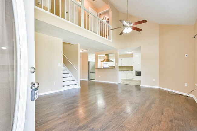 Building Photo - 5821 Guadalupe Dr